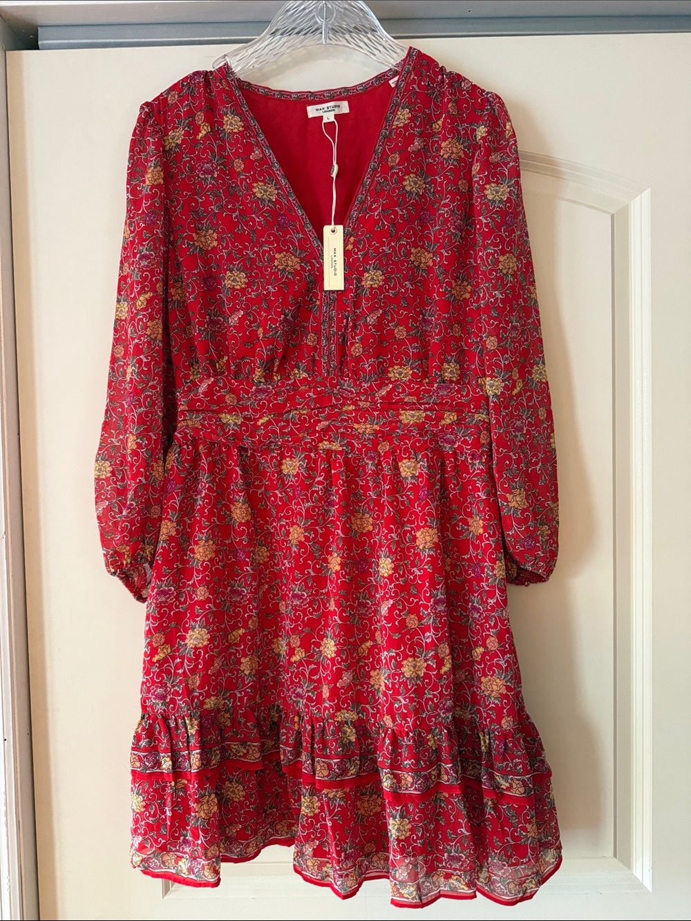 Max Studio Red Floral V-Neck Long Sleeve Dress